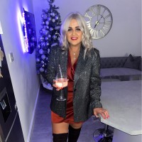 Lisa Tobin