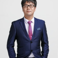 王明明