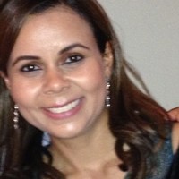 Viviane de Carvalho Leal