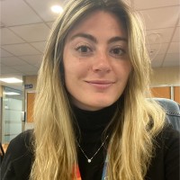 Helena Pérez Peña, Phd