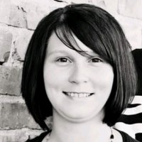 Samantha Young, Mba