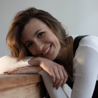 Leonie S