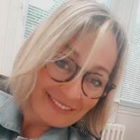 Stéphanie FERRERE