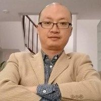 严梓铭