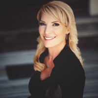 Suzanne Linton