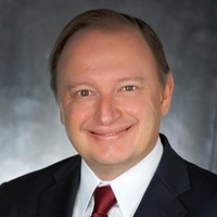 Daniel Lyons