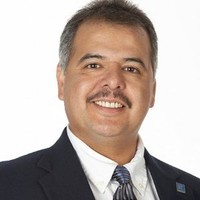 Carlos Flores