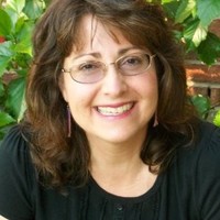Linda Sturm-Flores