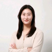 Sunghy Lee