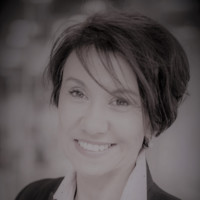 Katarzyna Papież-Pawełczak, Ph.D, MBA