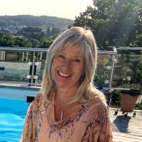 Karen Murray