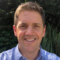 Derek Gratton