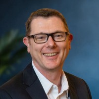 Dr Chris Leach