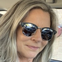 Linda Sheehan