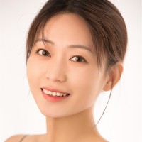 Vicky REN