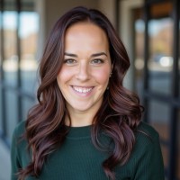 Ashley Cikatz