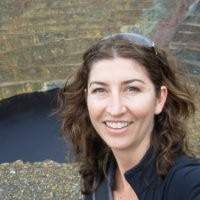 Vicki Thomson