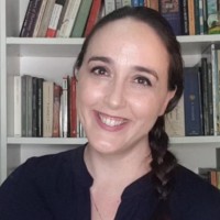 Lígia L.