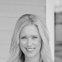 Susan Clarke