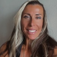 Lena Azzouz