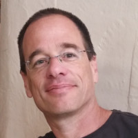 Yaron Lavi