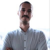 Dr. Burak Sak