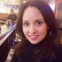 Elizabeth Cruz