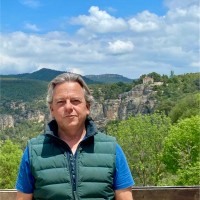 Ricard Roca de Haro MD PhD