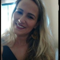 Núbia Freitas