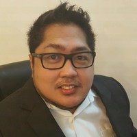 Francis Flores