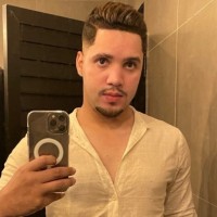Esdras Tavares