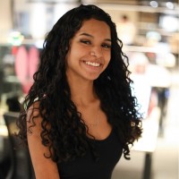 Maria Eduarda Oliveira