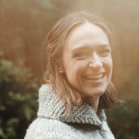 Julie Van Der Hoop, Phd