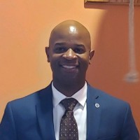 Dr. Derrick Brewster