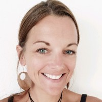 Jo Warren
