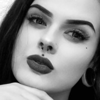Charlotte Commeau