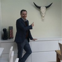 Simon Bond