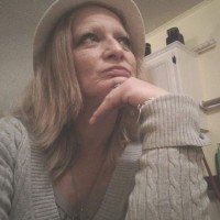 Joyce Dye
