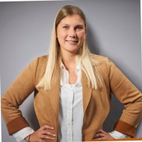 Jasmin Büker