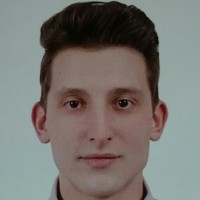 Александр Николаев