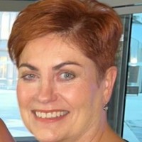 Elaine Lyons