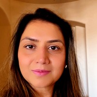 Raazia Ahmed, Mba, Sres