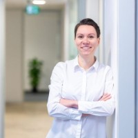 Szilvia Laszlo