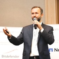 Maciej Dziobek