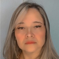 Andréa de Souza Gonçalves. SGSI e SGPI