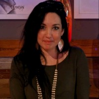 Suzanne Mullins