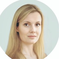 Dr Alison Lennox