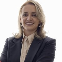 Lívia Maria Gouveia Mendonça