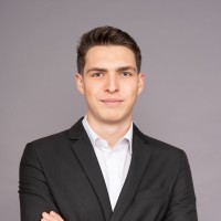 Ádám Szakács