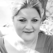 Dori Kelly